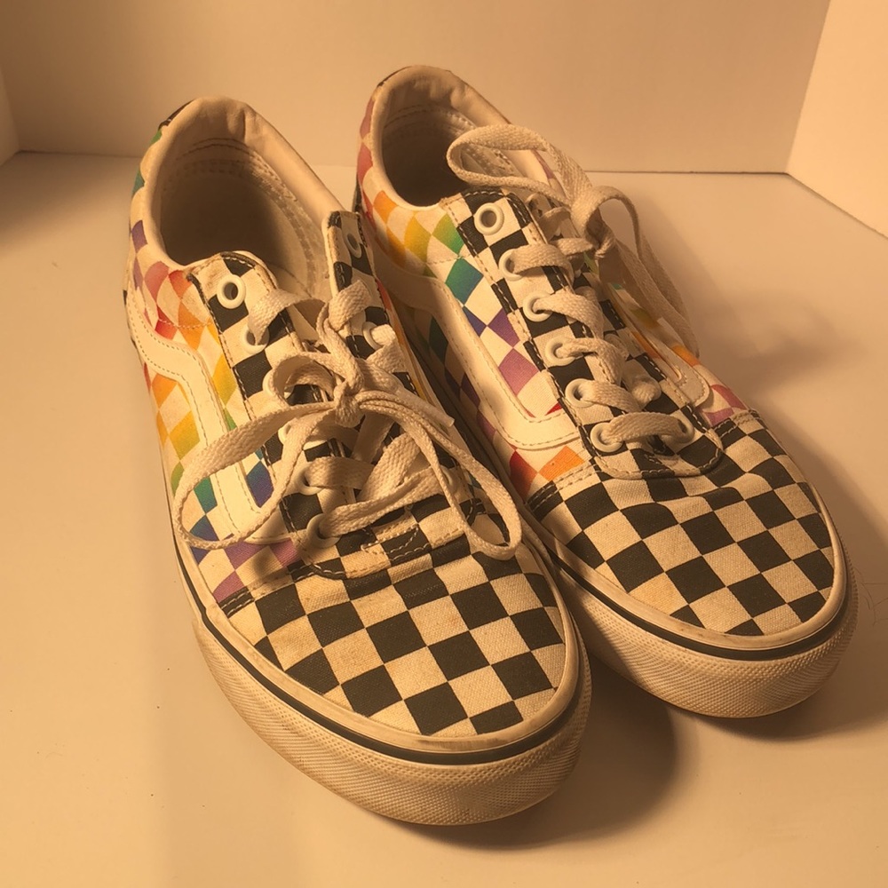 Women’s rare Vans Y2k lace up canvas shoes - Picture 4 of 11